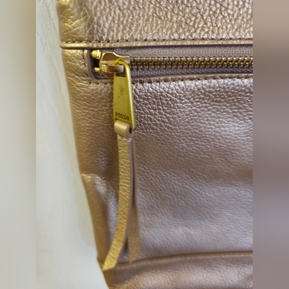 Fossil Women's Gold Pebbled Leather Crossbody Purse Bag - Picture 7 of 16